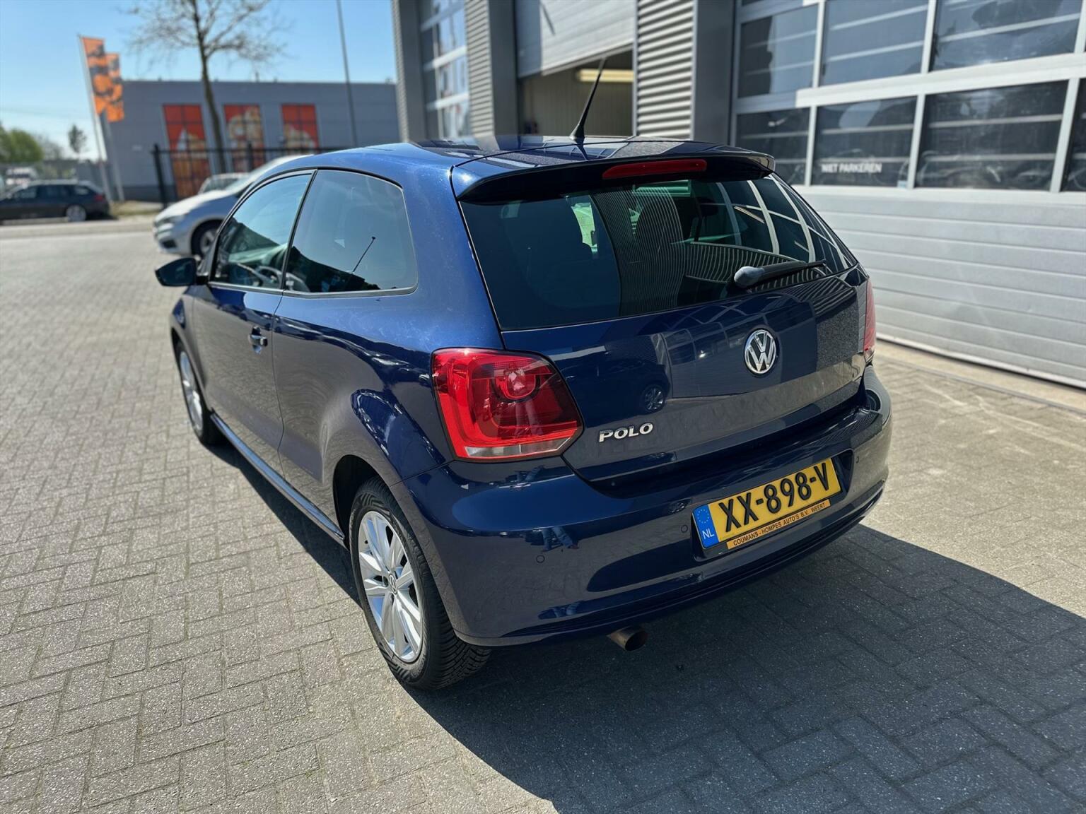Volkswagen-Polo-8